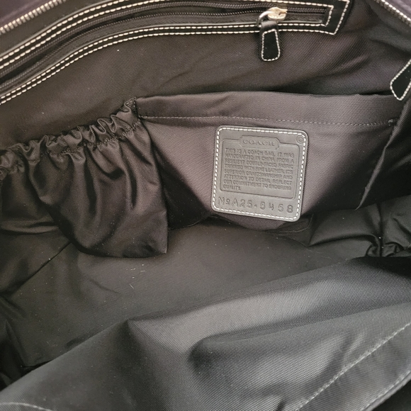 Authentic Hamptons collection coach baby bag/ tote - Picture 4 of 7